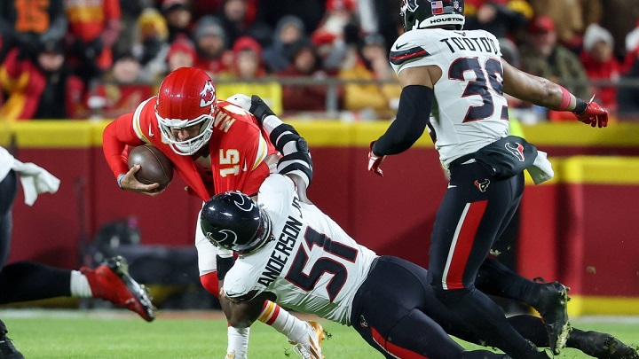 Patrick Mahomes quedó eliminado de la contienda por primera vez, al no conseguir el título divisional